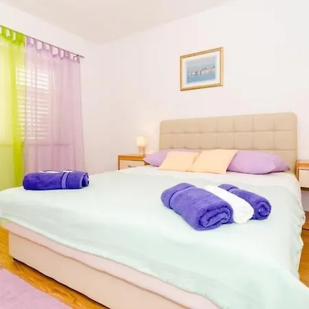 Dea - One-bedroom With Terrace Διαμέρισμα Ντουμπρόβνικ